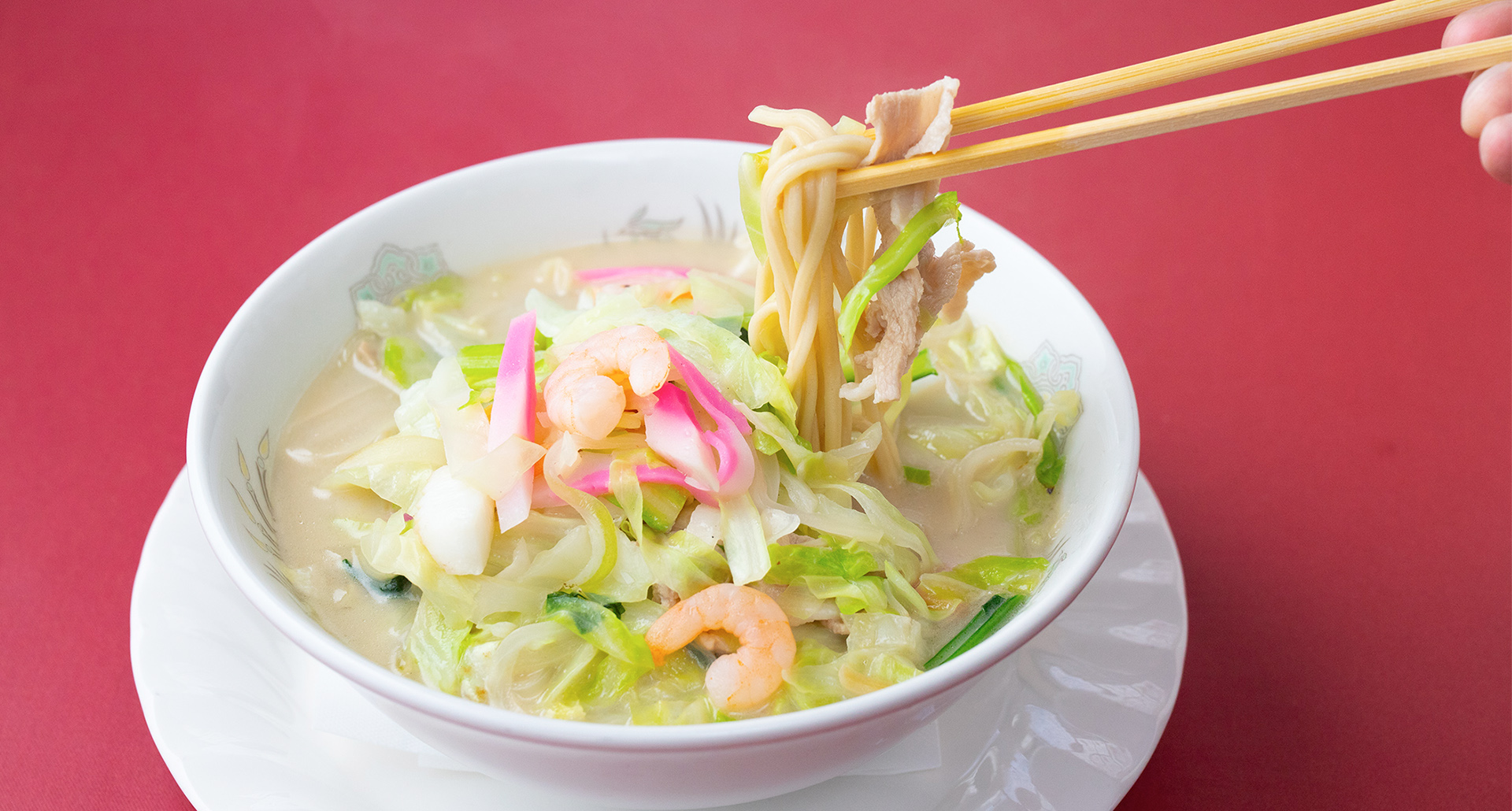 本格長崎の味を自宅で再現！濃厚スープのちゃんぽんうどんレシピ