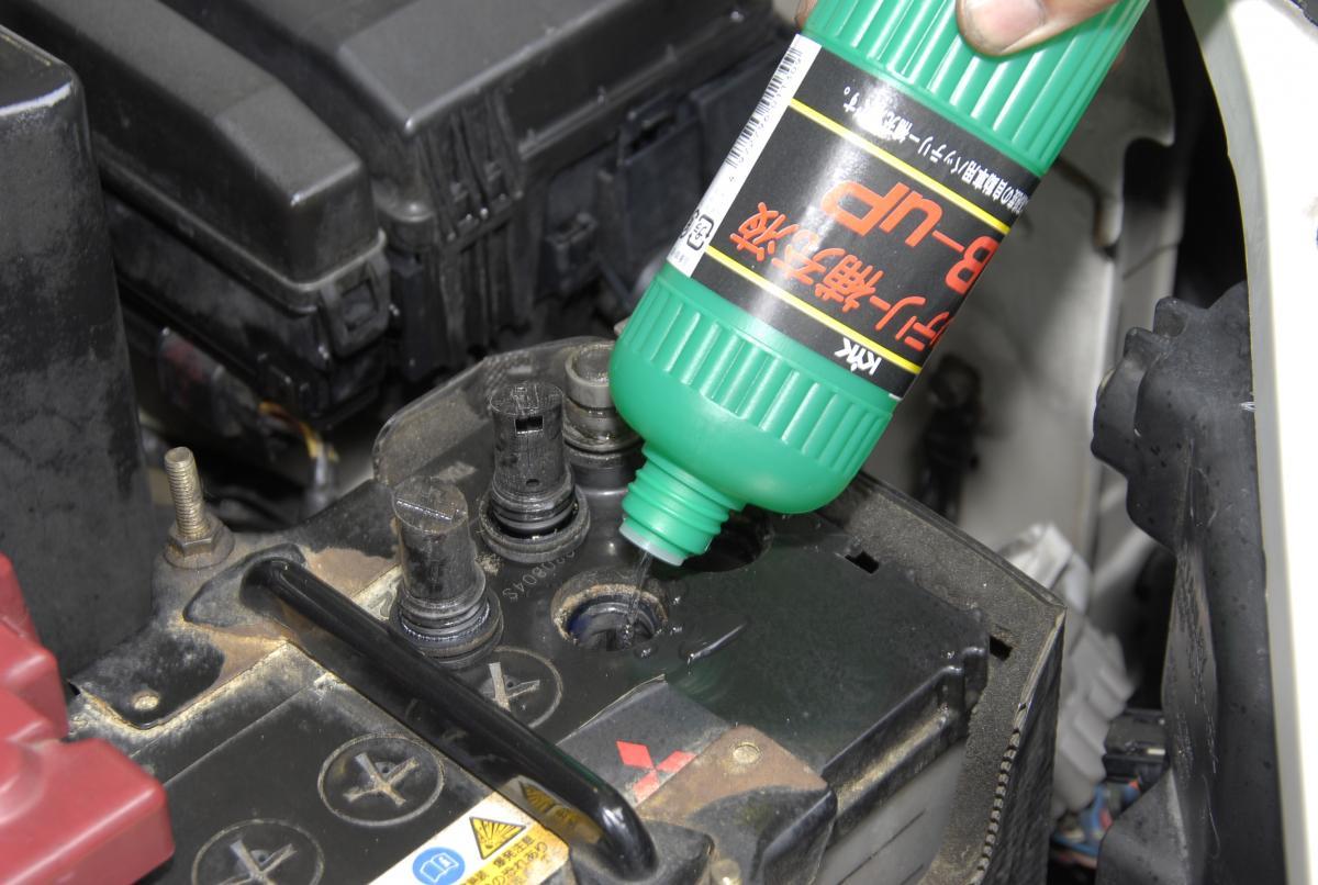 バッテリー液補充で水道水は絶対Ng？入れすぎの危険と正しい手順を徹底解説