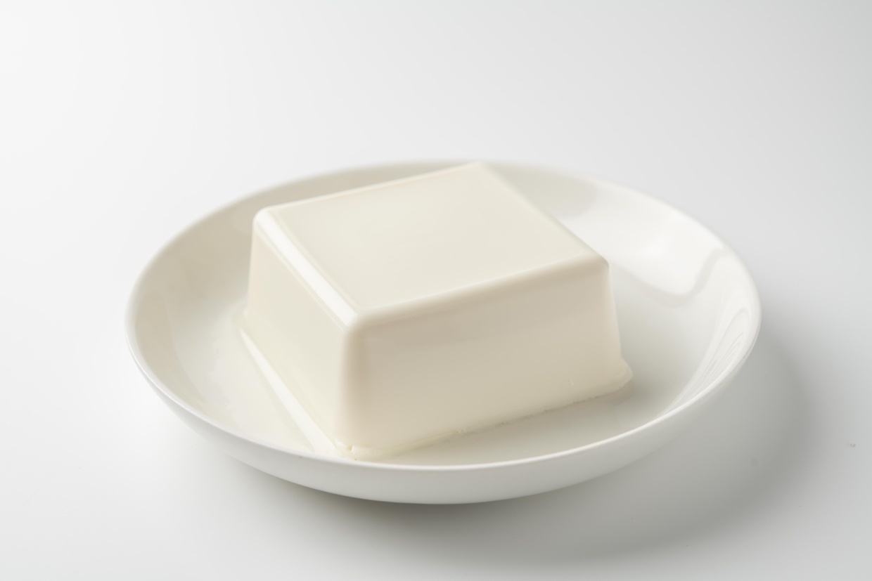 充填豆腐とは？絹ごしとの違いや賞味期限が圧倒的に長い秘密を徹底解剖