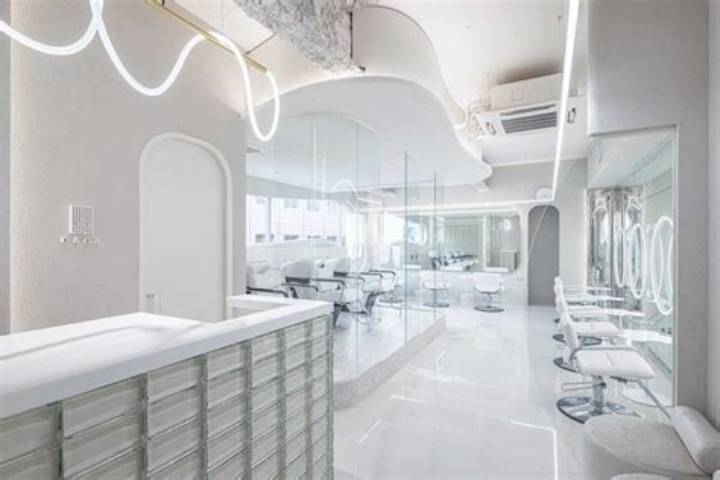 Classy公式四日市店｜三重県最旬のヘアサロン完全ガイド