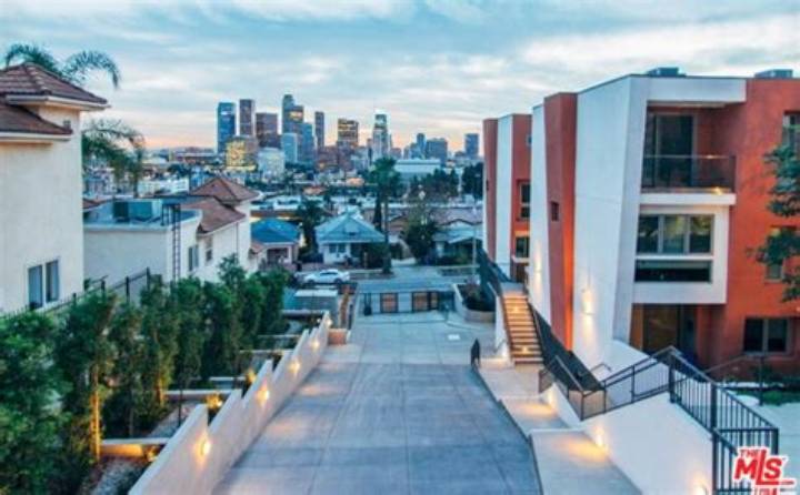Figueroa Terrace in Los Angeles, Ca: Streets, Views, Living, and Getting Around