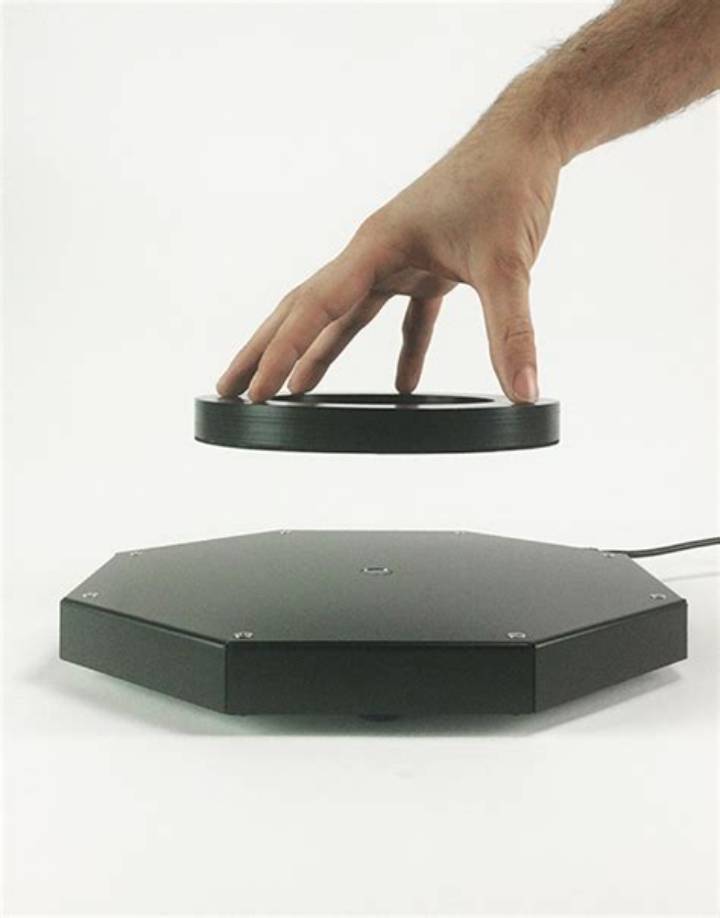 磁石で浮くディスプレイを自作する完全ガイド｜原理から製作まで